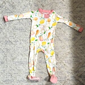 Burts Bees Baby Peach Print Footed Zipper Sleeper Pajamas Girls Size 12 months